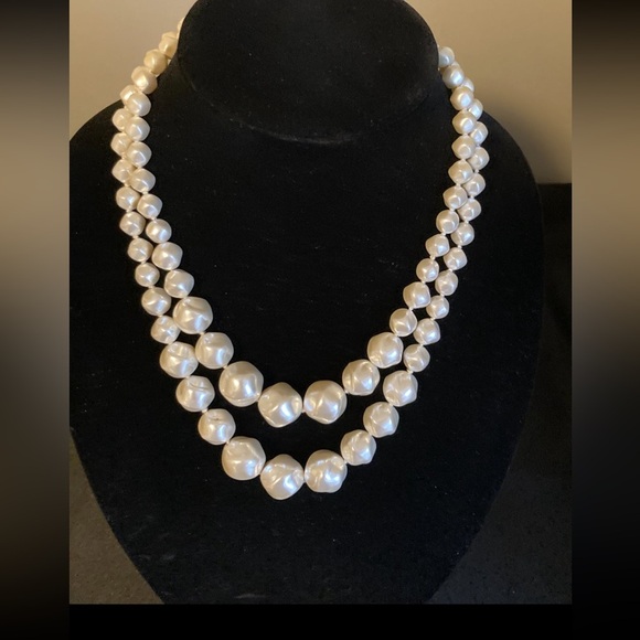 Vintage Lot of 3 Japan Faux Pearl Multi-Strand Necklaces &Earrings Stamped Japan - Picture 2 of 15